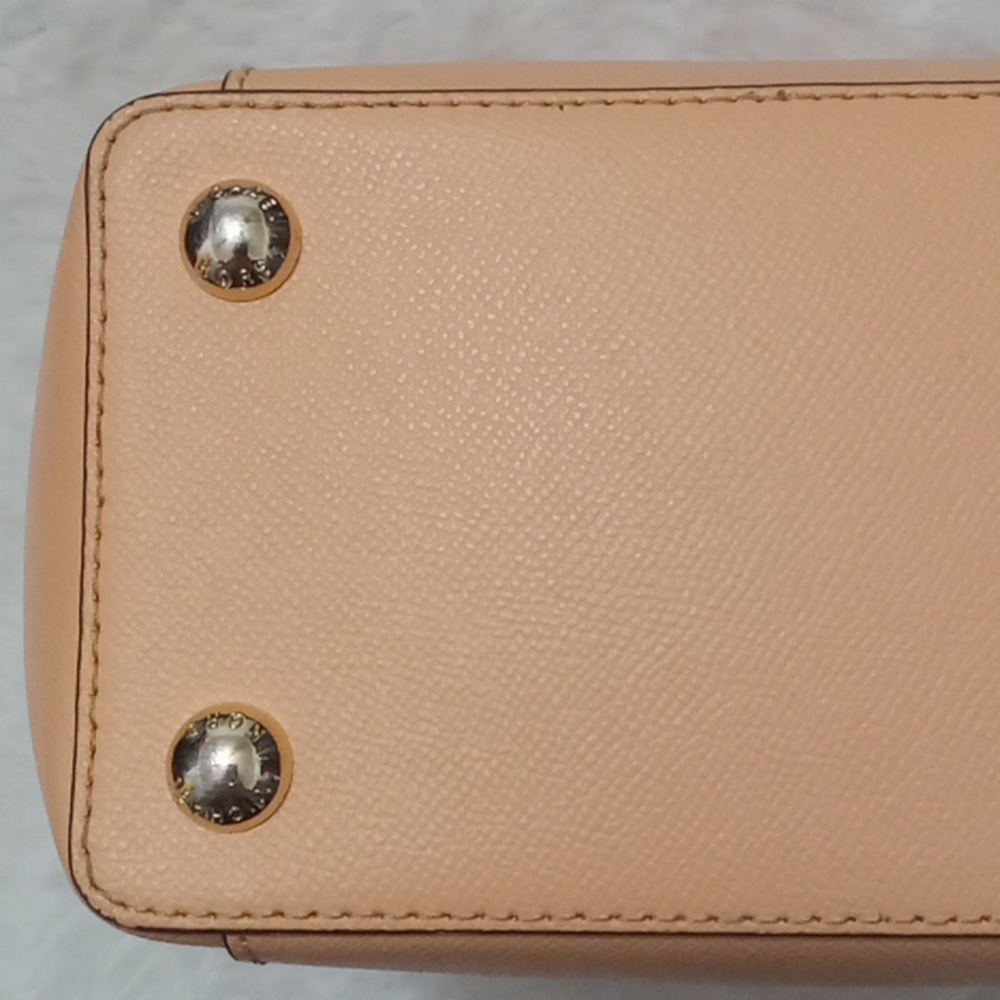 Michael Kors Jet Set Large Tote Bag - Picture 9 of 14
